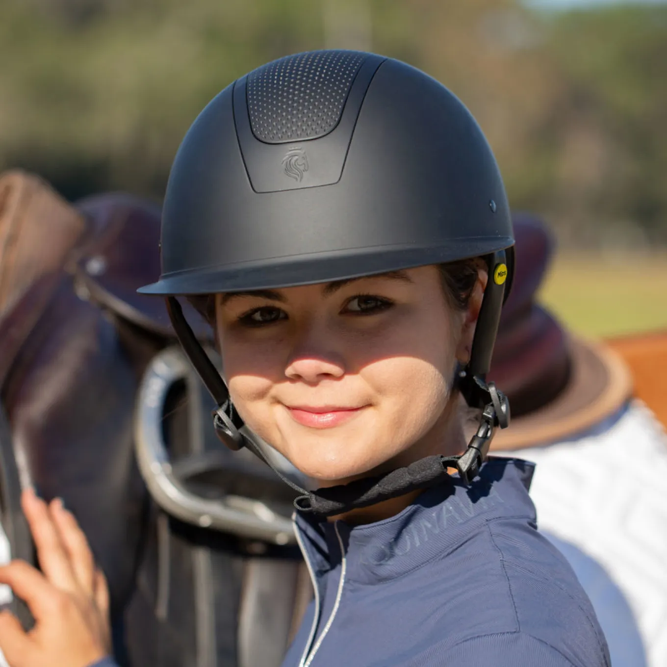 Equinavia Crown Wide Brim MIPS Helmet
