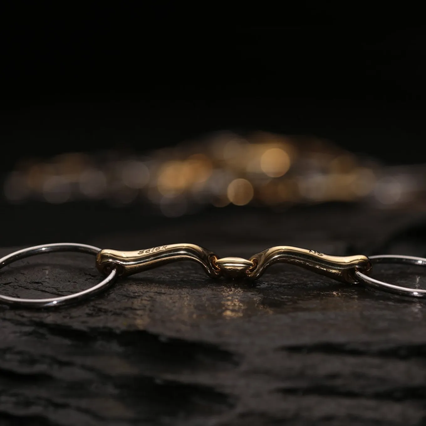 Neue Schule Loose Ring Verbindend Snaffle Bit 16 mm