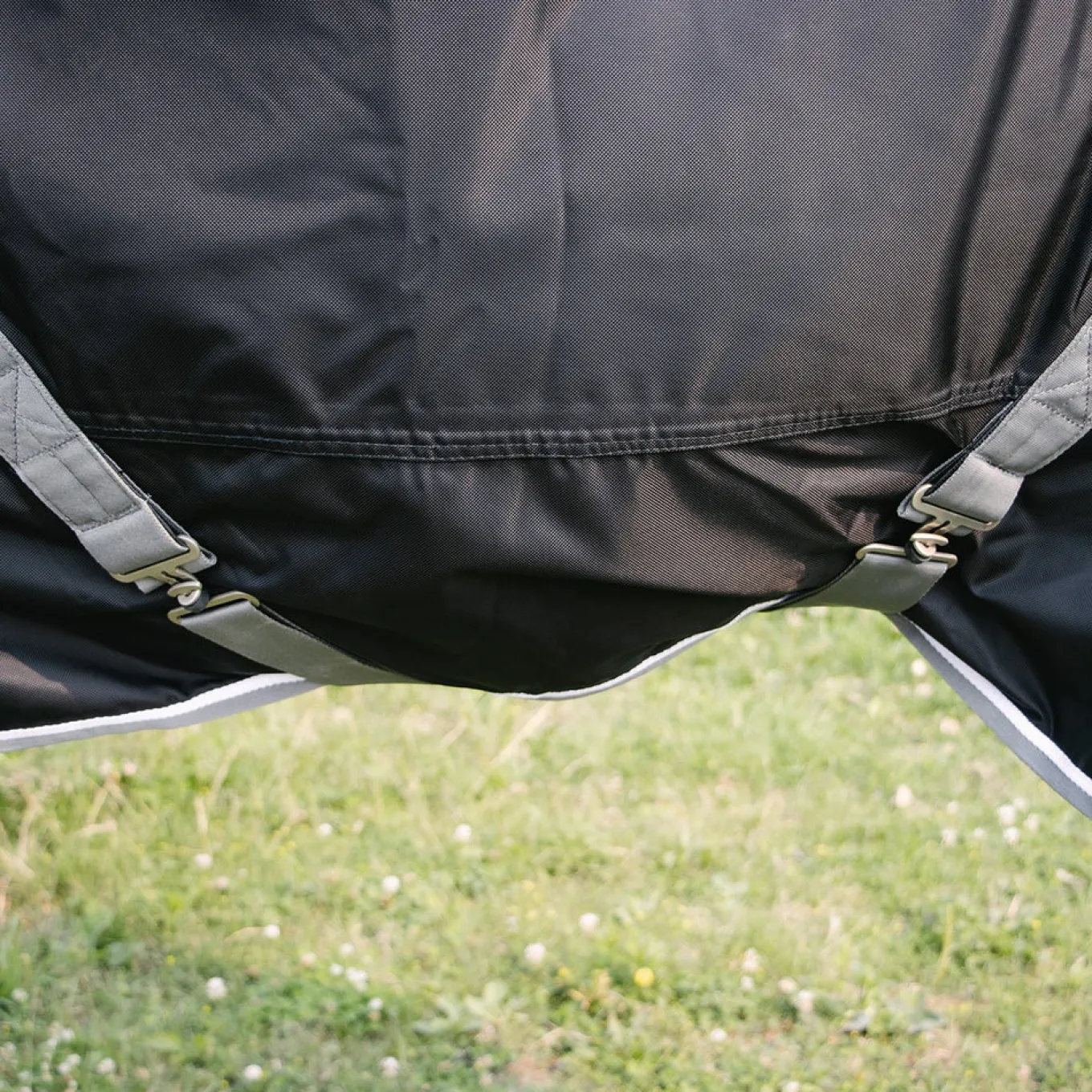 Shedrow Insulated Comfort Neck Rainsheet